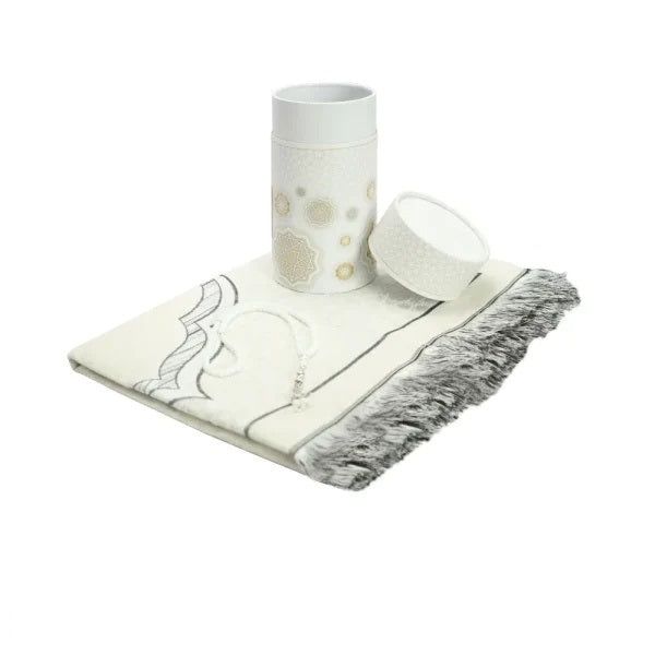 Prayer mat with Tasbih in tubular box